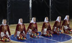 Karaman'da Halk Oyunları Yarışması Fotoğraf Kareleri