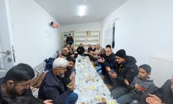Karaman Valisi Mehmet Fatih Çiçekli ve Eşi, Siyahser Mahallesi Sakinleriyle İftar Yaptı