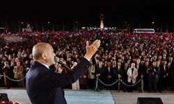 Cumhurbaşkanı Recep Tayyip Erdoğan'ın Balkon Konuşması VİDEO