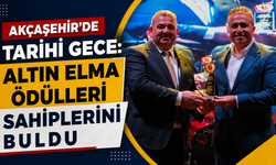 Akçaşehir’de Tarihi Gece: Altın Elma Ödülleri Sahiplerini Buldu