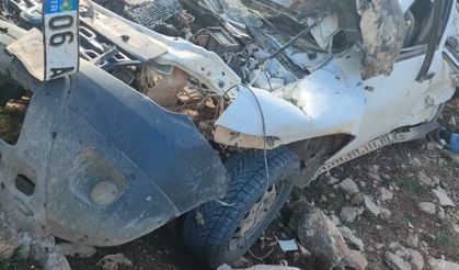 Karaman'da cip uçuruma yuvarlandı: 5 ölü, 1 yaralı