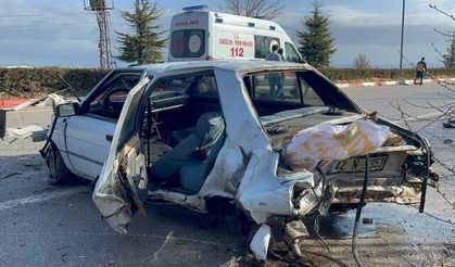 Karaman’da üç otomobilin karıştığı zincirleme kaza: 3 yaralı