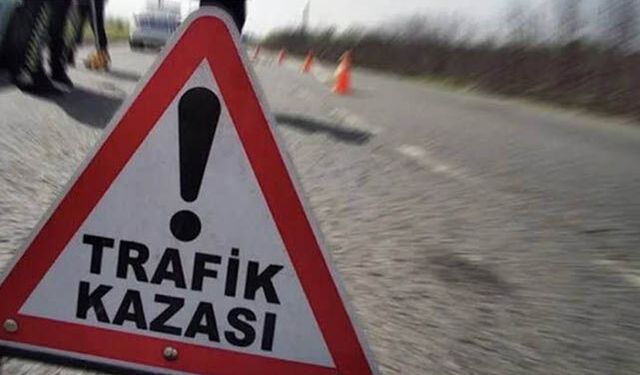 Karaman"da Kavşakta Kaza: 2 Kişi Yaralandı