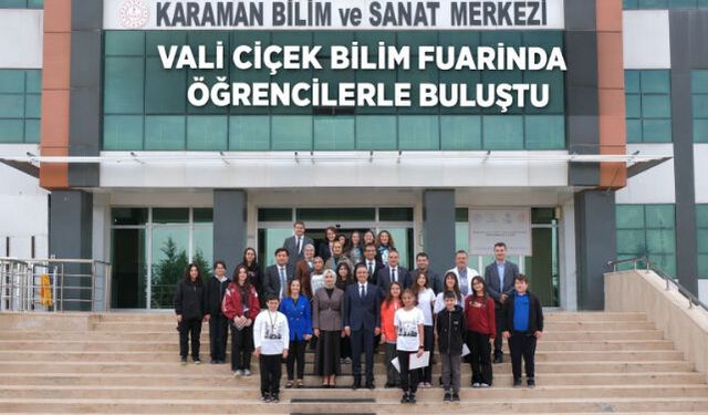 VALİ ÇİÇEK BİLİM FUARINDA ÖĞRENCİLERLE BULUŞTU