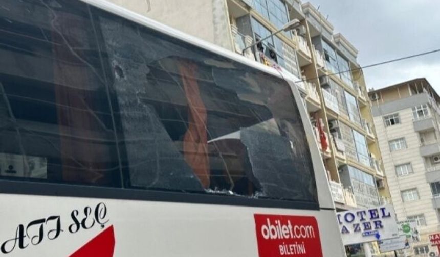 Karaman FK takım otobüsüne Iğdır'da çirkin saldırı