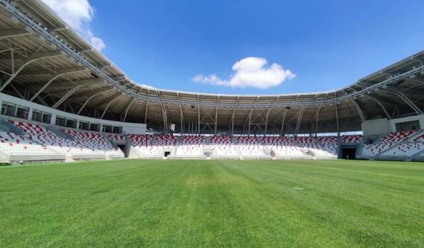 Karaman Stadyumu açılıyor