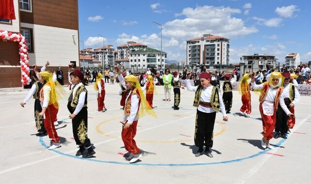 23 Nisan Ulusal Egemenlik ve Çocuk Bayramı Karaman’da Coşkuyla Kutlandı