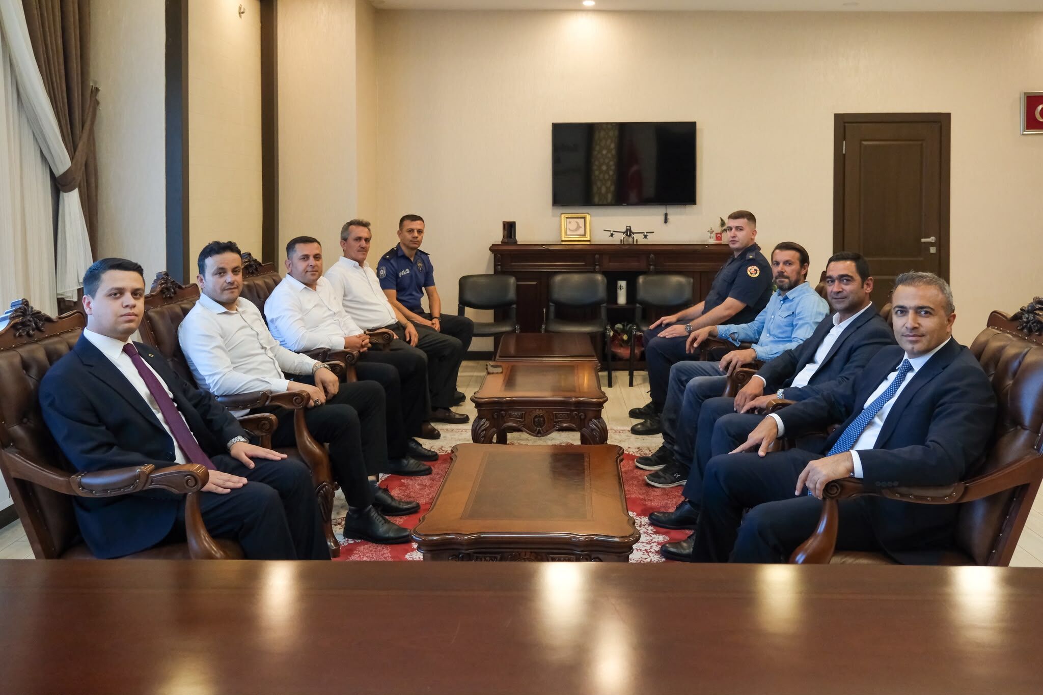 Vali Cicek Sariveliler Ve Basyaylada Temaslarda Bulundu 4